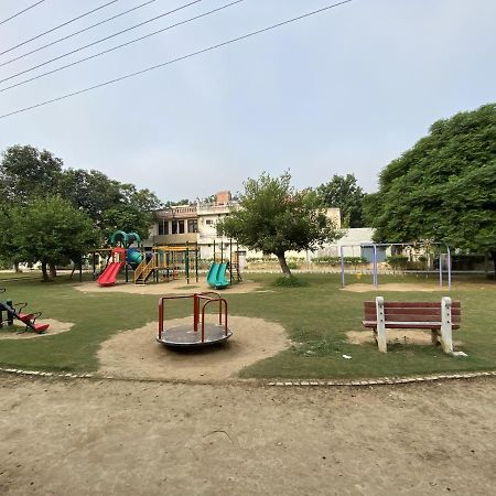Homestays 루드히아나 외부 사진